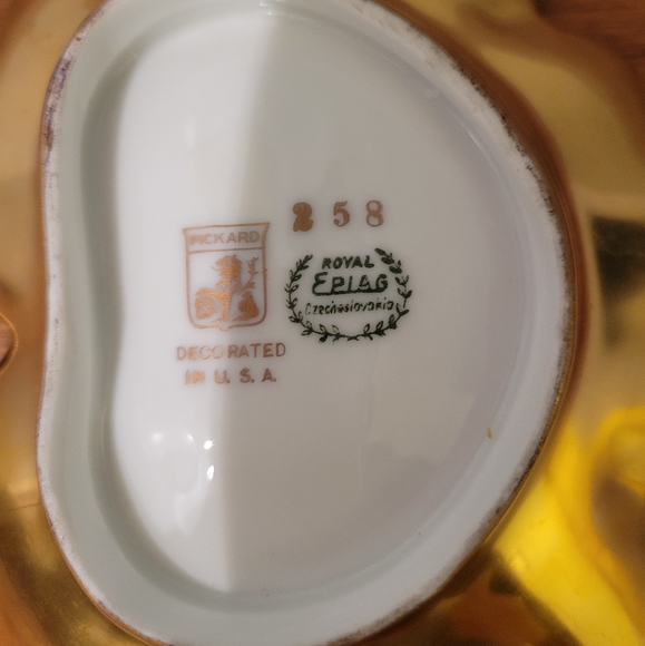 PICKARD Porcelain Leaf Dish🍁 - Picture 5 of 6